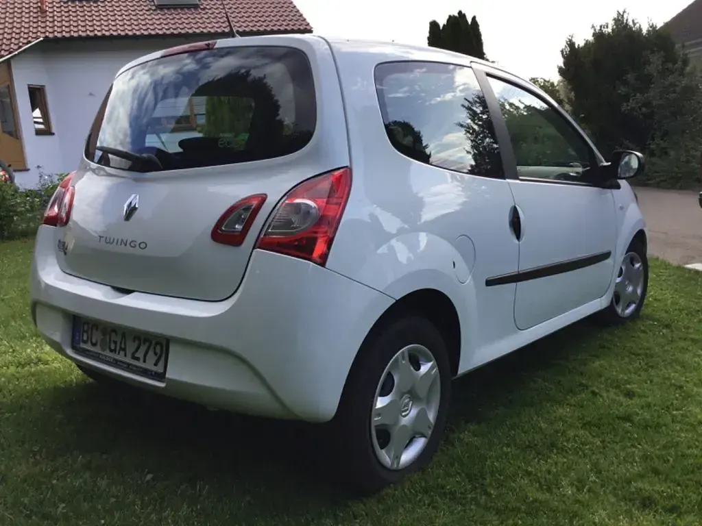 Gebraucht Renault Twingo Expression 75 PS (55 kW) 2014 Weiß Kleinwagen
