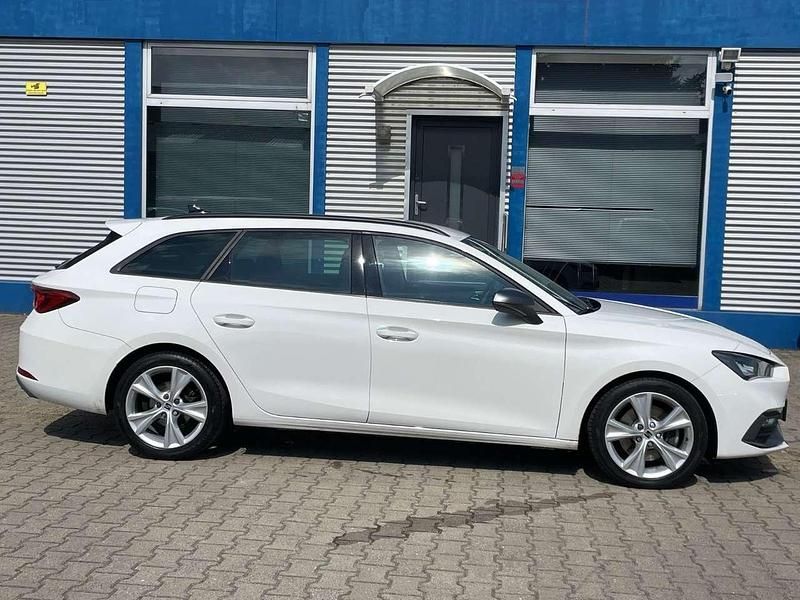 Gebraucht Seat Leon FR 150 PS (110 kW) 2022 White candy Kombi