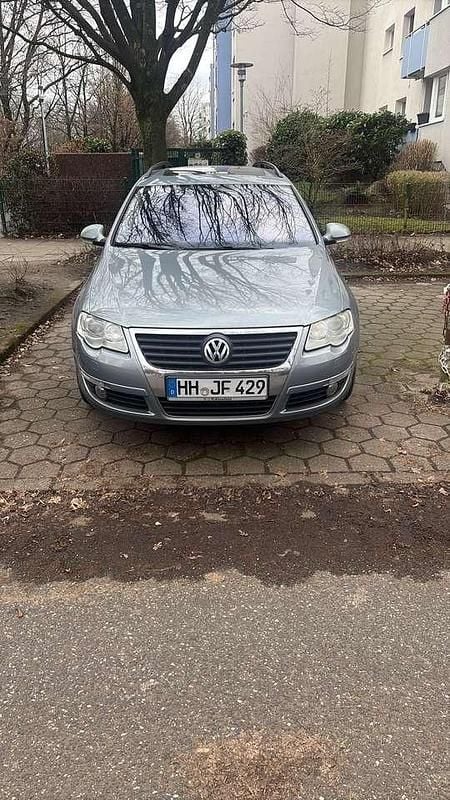 Grau Gebraucht 2009 VW Passat Comfortline Kombi | 4.200 € (Etwas zu teuer) - Bild 1/4