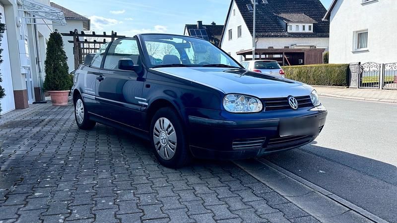 Brugt VW Golf Cabriolet 101 HK (74 kW) 1997 Blå Cabriolet