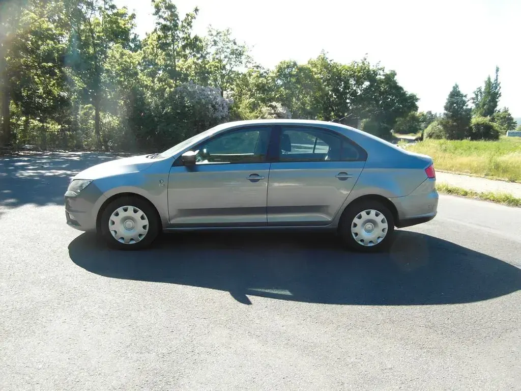 Gebraucht Seat Toledo Style 122 PS (89 kW) 2013 Grau Kleinwagen