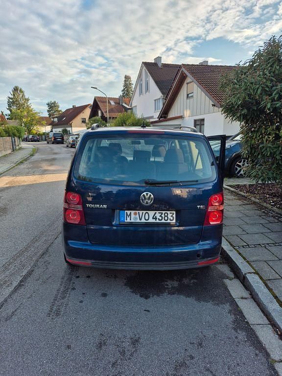 Blau Gebraucht 2009 VW Touran Van / Kleinbus | 2.999 € (Guter Preis) - Bild 1/4