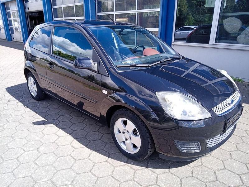 Schwarz Gebraucht 2007 Ford Fiesta Kleinwagen | 2.995 € (Teuer) - Bild 1/4