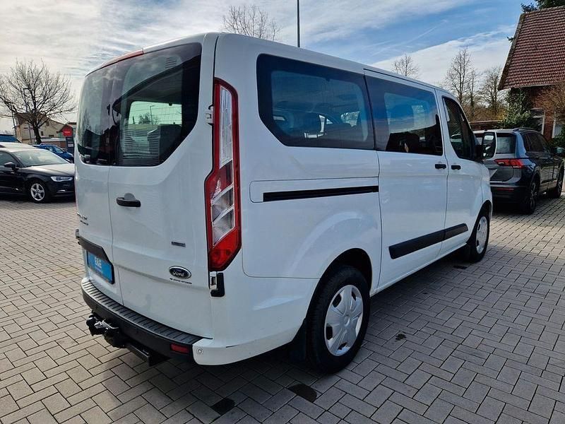 Second-hand Ford Transit 105 CP (77 kW) 2018 Alb Berlinǎ