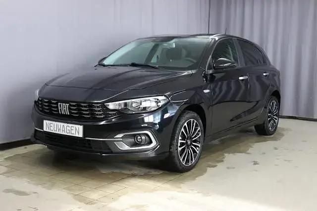 Cinema schwarz metallic/schwarz Gebraucht 2022 Fiat Tipo City Life Limousine | 18.980 € (Guter Preis) - Bild 1/4