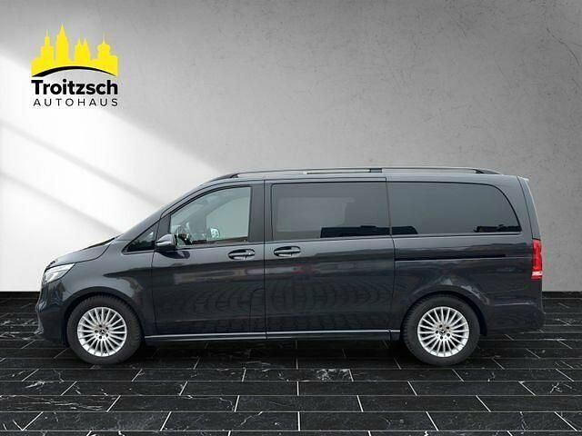 Gebraucht Mercedes V300 Avantgarde Edition 239 PS (175 kW) 2019 Grau Van / Kleinbus