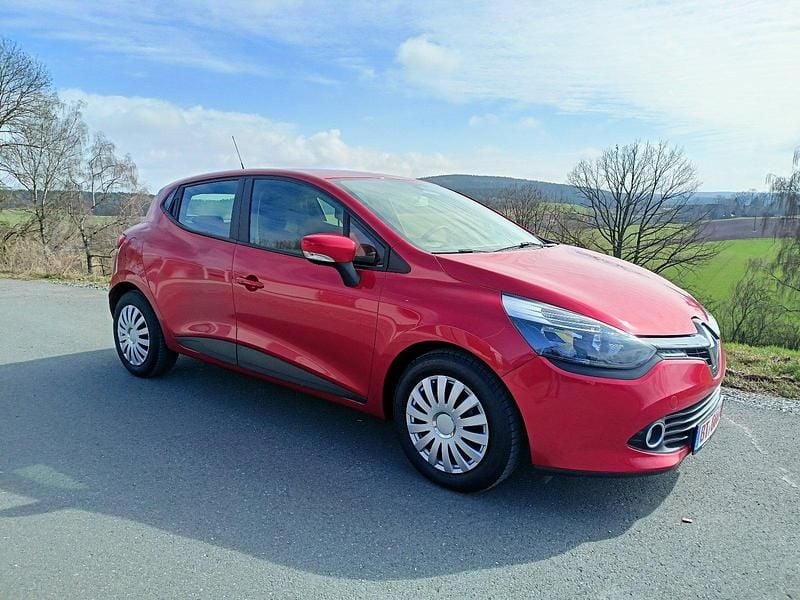 Gebraucht Renault Clio IV Expression 73 PS (53 kW) 2013 Rot Kleinwagen