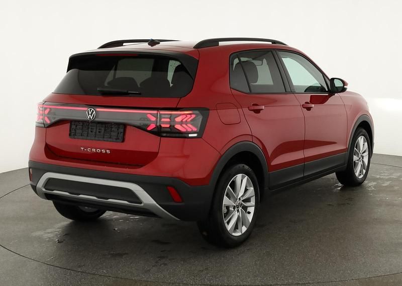 Neu VW T-Cross Life 150 PS (110 kW) 2025 Kings red metallic SUV