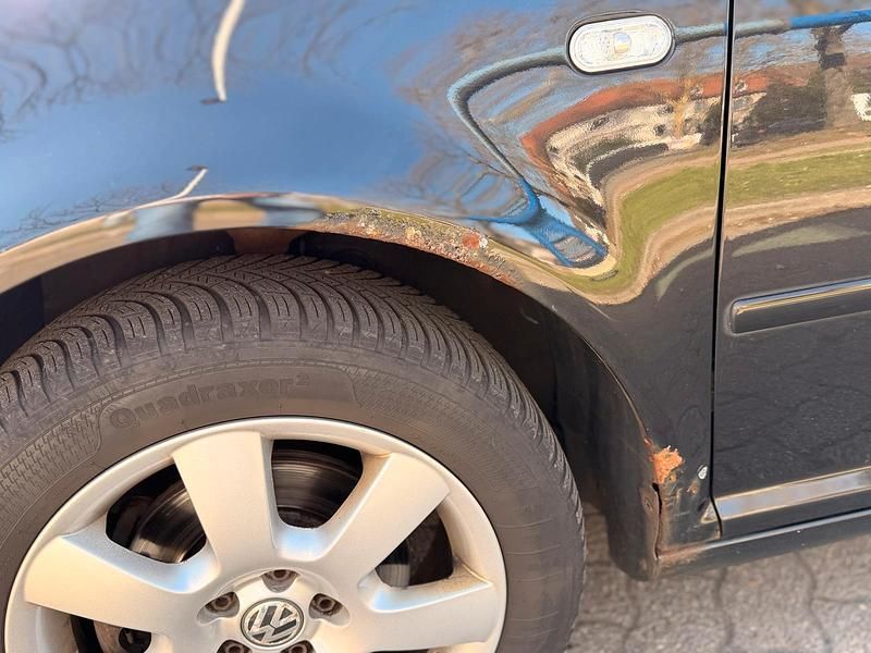 Gebraucht VW Golf IV Pacific 101 PS (74 kW) 2003 Schwarz Limousine