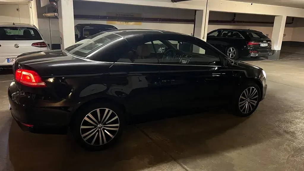 Occasion VW Eos 140 PK (102 kW) 2011 Zwart Cabriolet