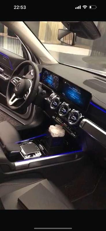 Gebraucht Mercedes GLB200 150 PS (110 kW) 2020 Grau SUV