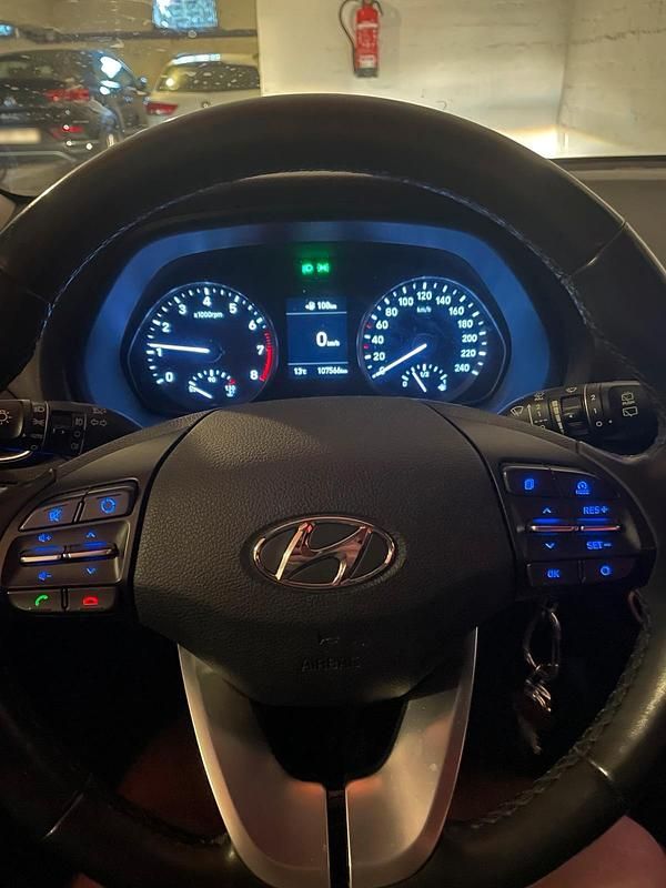 Gebraucht Hyundai i30 100 PS (73 kW) 2018 Weiß Kombi