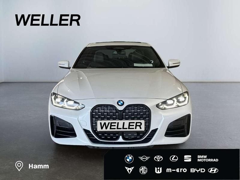 Gebraucht BMW 440 374 PS (275 kW) 2021 Mineralweiß metallic Coupé