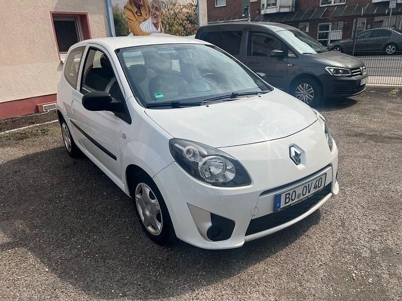 Gebraucht Renault Twingo Night&Day 75 PS (55 kW) 2011 Weiß Kleinwagen