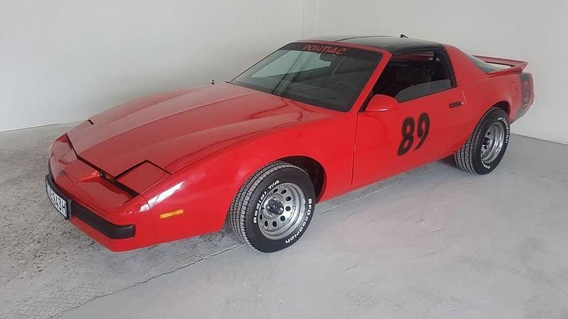 Rot Gebraucht 1989 Pontiac Firebird Coupé | 9.850 € - Bild 1/4