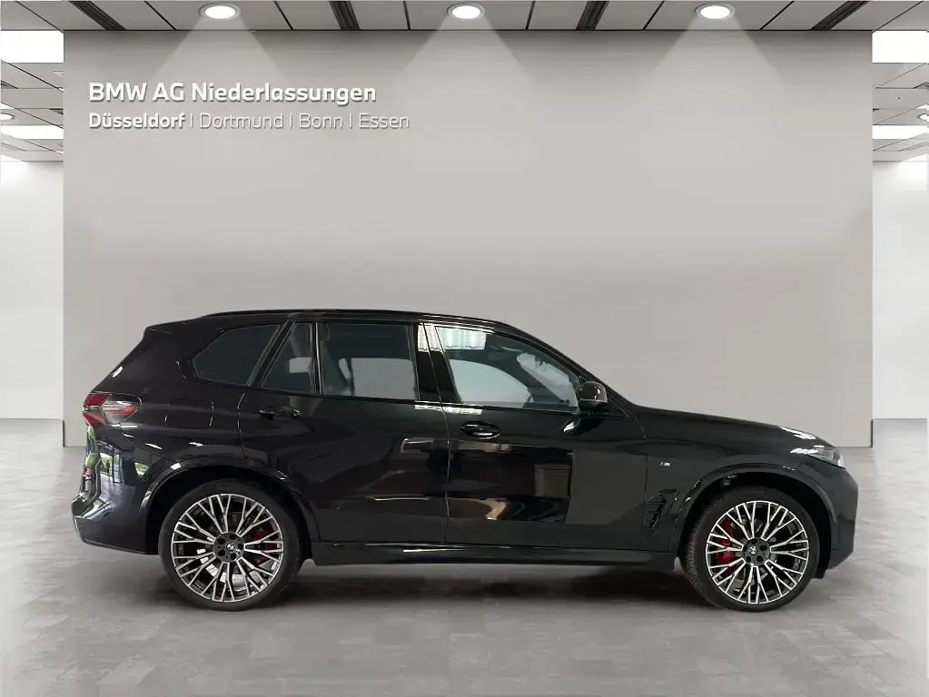 Gebraucht BMW X5 M Sport 340 PS (250 kW) 2024 Schwarz SUV