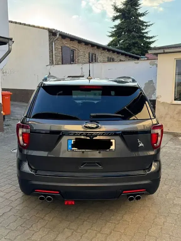 Gebraucht Ford Explorer Sport 374 PS (275 kW) 2018 Grau SUV