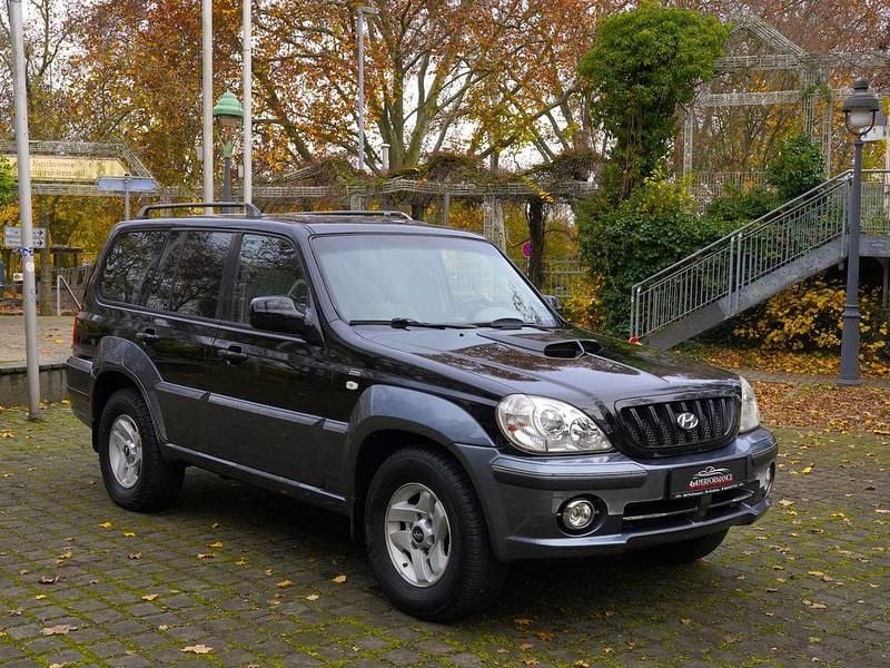 Schwarz Gebraucht 2004 Hyundai Terracan SUV | 5.995 € (Superpreis) - Bild 1/4