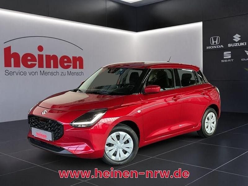 Rot Gebraucht 2024 Suzuki Swift Kleinwagen | 13.599 € (Superpreis) - Bild 1/2