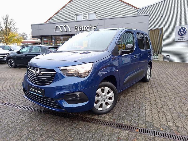 Ozean blau Gebraucht 2022 Opel Combo-e Life Elegance | 21.990 € (Guter Preis) - Bild 1/4
