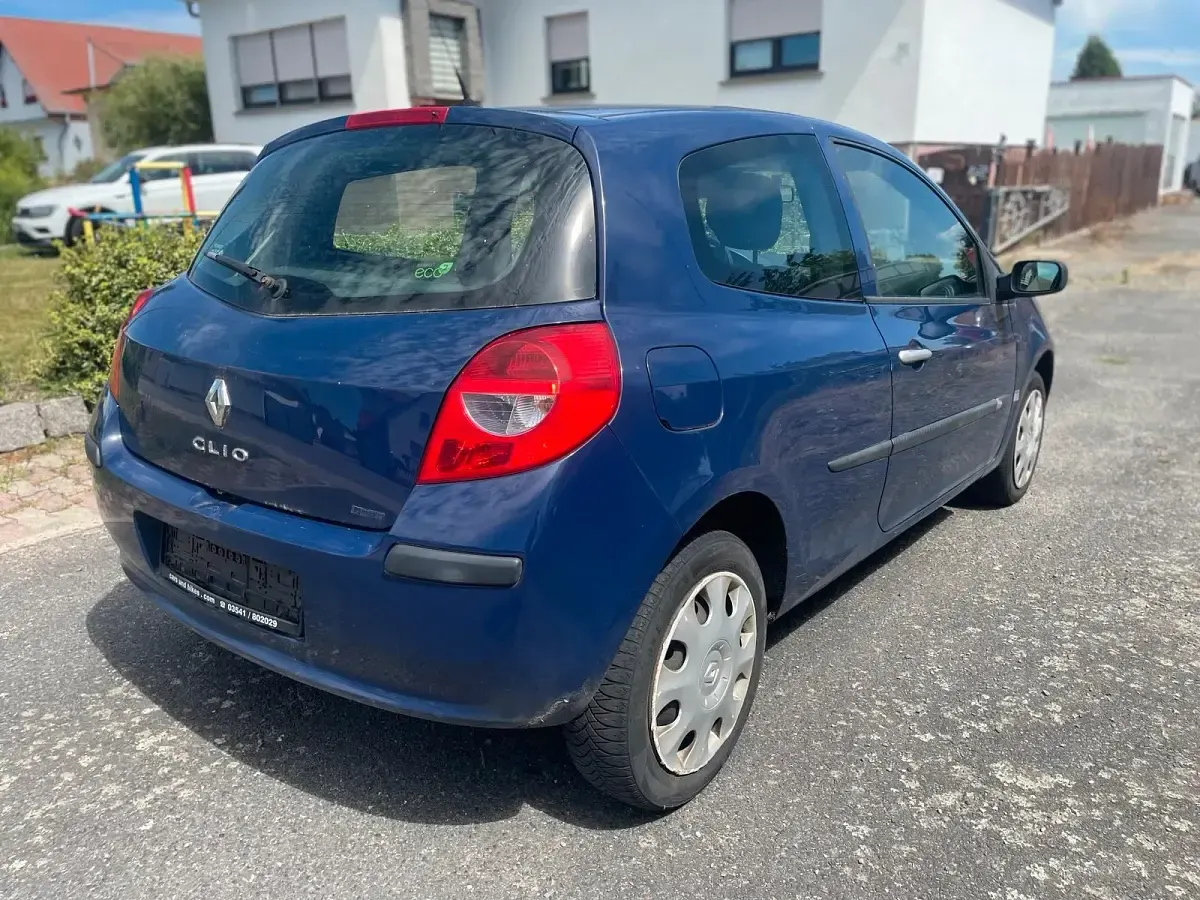 Gebraucht Renault Clio 75 PS (55 kW) 2009 Blau Kleinwagen