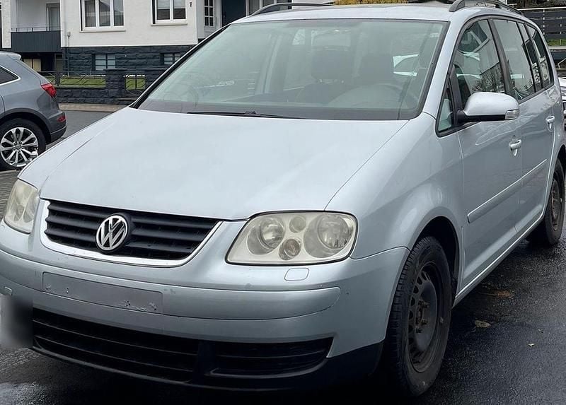 Gebraucht VW Touran 115 PS (84 kW) 2004 Silber Van / Kleinbus