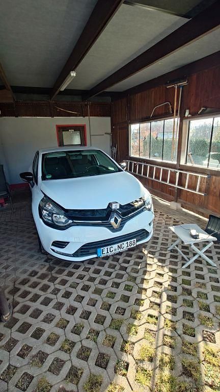 Gebraucht Renault Clio IV LIMITED 76 PS (55 kW) 2017 Weiß Kleinwagen