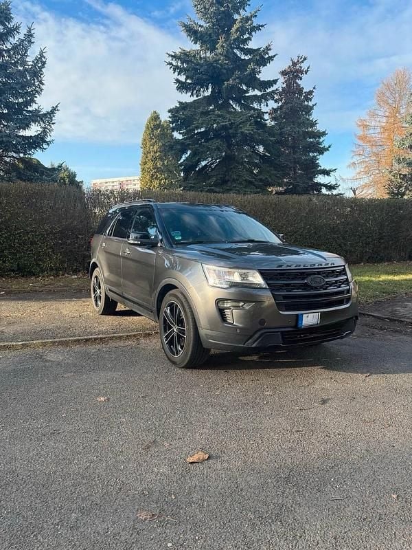 Gebraucht Ford Explorer 496 PS (364 kW) 2018 Grau SUV
