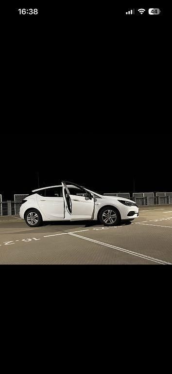 Gebraucht Opel Astra Edition 131 PS (96 kW) 2020 Weiß Limousine