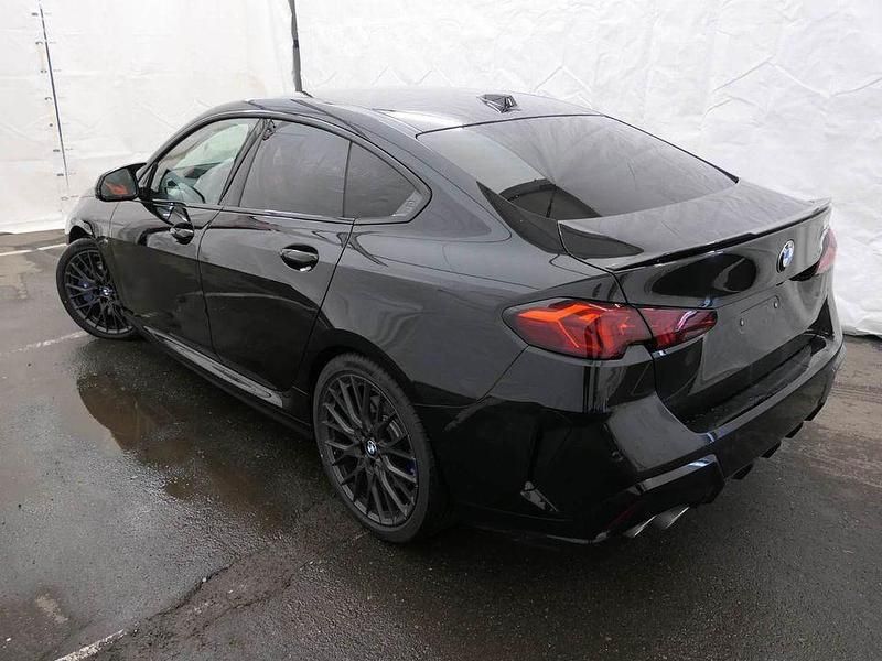 Gebraucht BMW M235 Performance 300 PS (220 kW) 2025 Schwarz Coupé