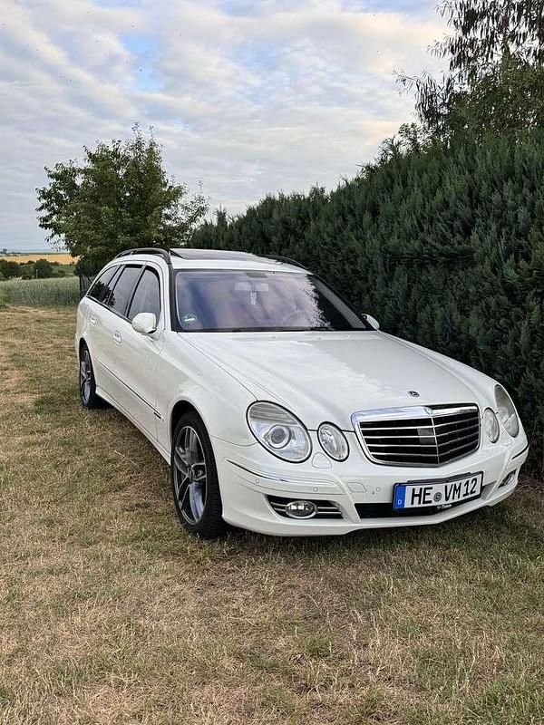 Gebraucht 2008 Mercedes E320 Avantgarde Kombi | 5.750 € (Fairer Preis) - Bild 1/4