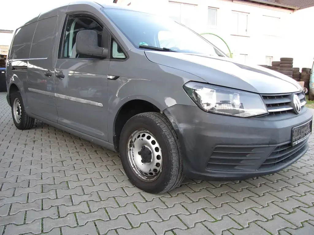 Gebraucht VW Caddy 102 PS (75 kW) 2020 Grau Van / Kleinbus