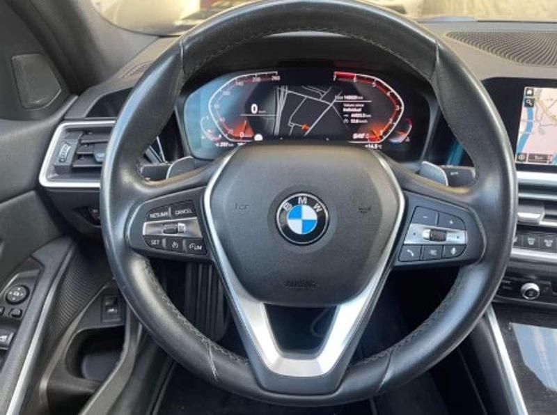 Gebraucht BMW 330 Luxury Line 258 PS (189 kW) 2019 Schwarz Limousine