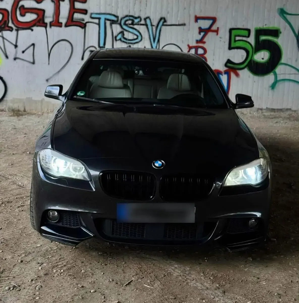 Gebraucht BMW 530 258 PS (189 kW) 2011 Grau Limousine