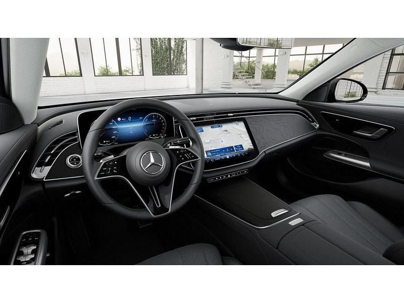 Gebraucht Mercedes E300 Advanced 197 PS (144 kW) 2025 Grau / graphitgrau Kombi