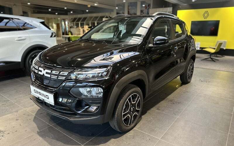 Schwarz Gebraucht 2024 Dacia Spring Essentiel Kleinwagen | 12.990 € - Bild 1/4