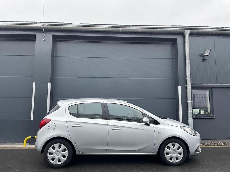Gebraucht Opel Corsa 75 PS (55 kW) 2017 Silber Kleinwagen