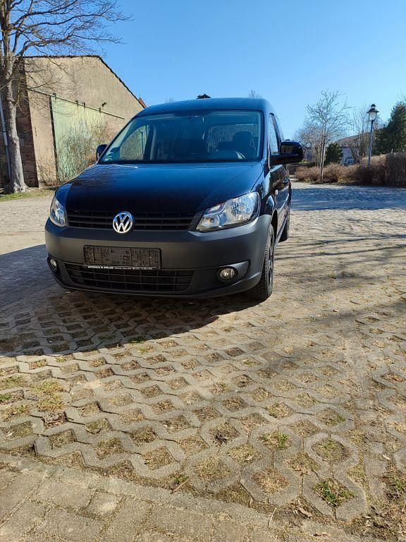 Gebraucht VW Caddy Trendline 102 PS (75 kW) 2010 Schwarz Van / Kleinbus