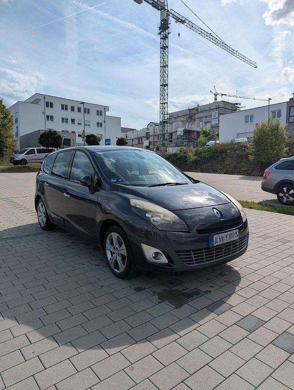 Schwarz Gebraucht 2010 Renault Grand Scénic III Dynamique Van / Kleinbus | 3.300 € (Fairer Preis) - Bild 1/4