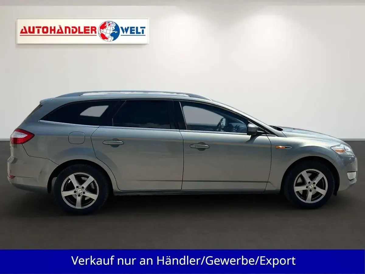 Gebraucht Ford Mondeo 140 PS (102 kW) 2010 Silber Kombi