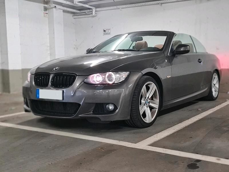 Gebraucht BMW 335 Cabriolet 306 PS (225 kW) 2010 Braun Cabrio