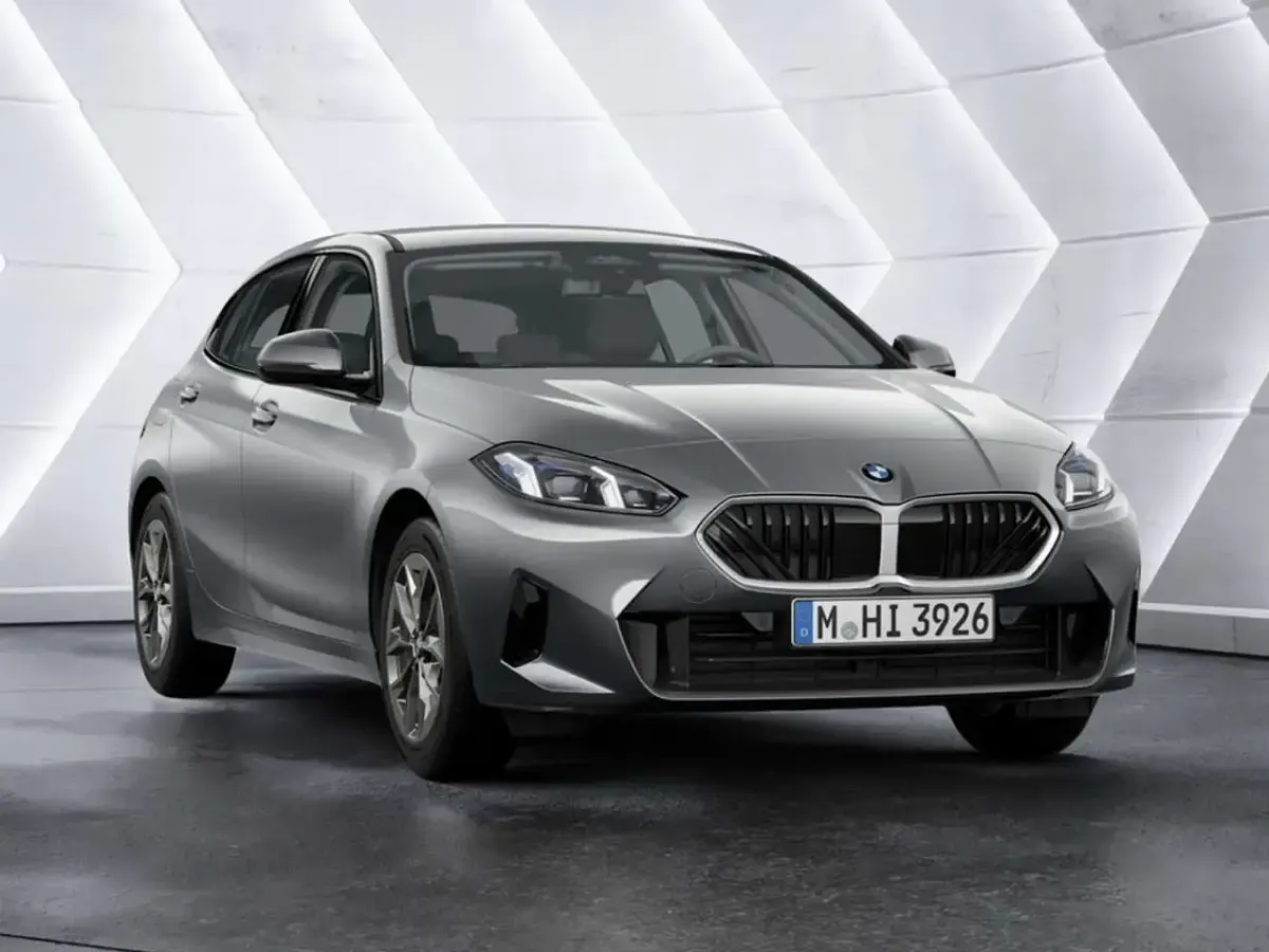 Neu BMW 120 170 PS (125 kW) 2026 Skyscraper grau Kleinwagen
