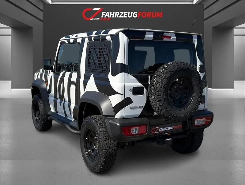 Second-hand Suzuki Jimny 102 CP (75 kW) 2020 Alb SUV