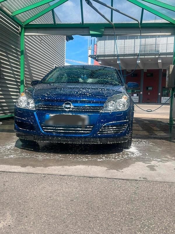 Blau Gebraucht 2005 Opel Astra Kleinwagen | 1.500 € (Guter Preis) - Bild 1/4