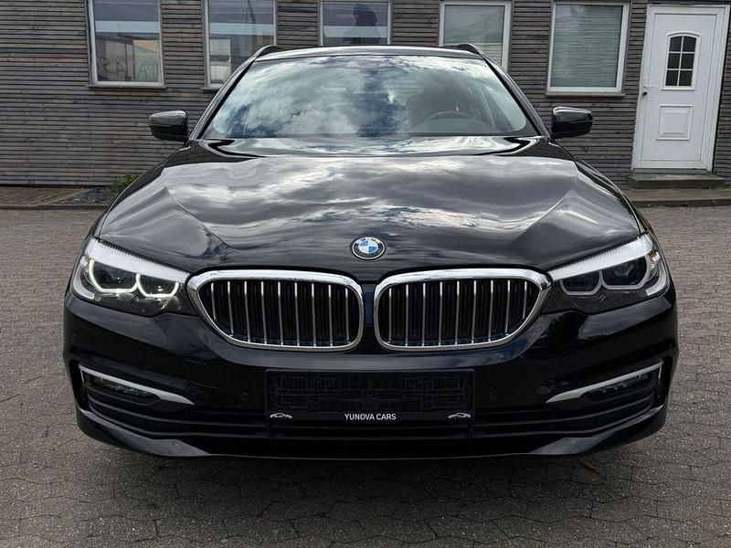 Gebraucht BMW 520 190 PS (139 kW) 2019 Schwarz Kombi