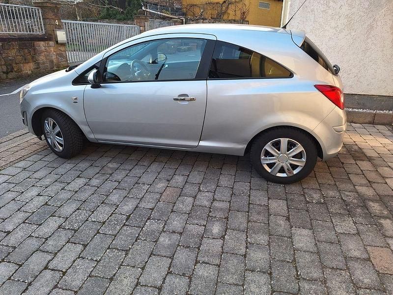 Gebraucht Opel Corsa Satellite 69 PS (50 kW) 2011 Grau Kleinwagen