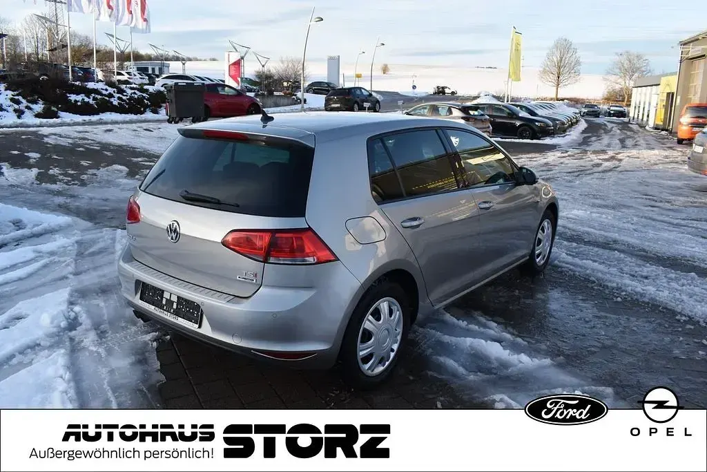 Gebraucht VW Golf VII LOUNGE 125 PS (91 kW) 2016 Silber Limousine