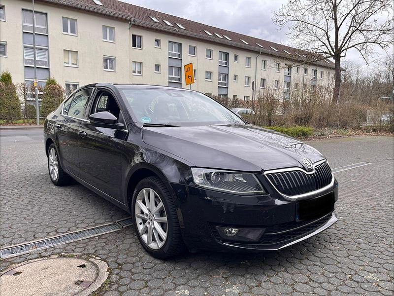 Gebraucht Skoda Octavia Style 140 PS (102 kW) 2013 Schwarz Limousine