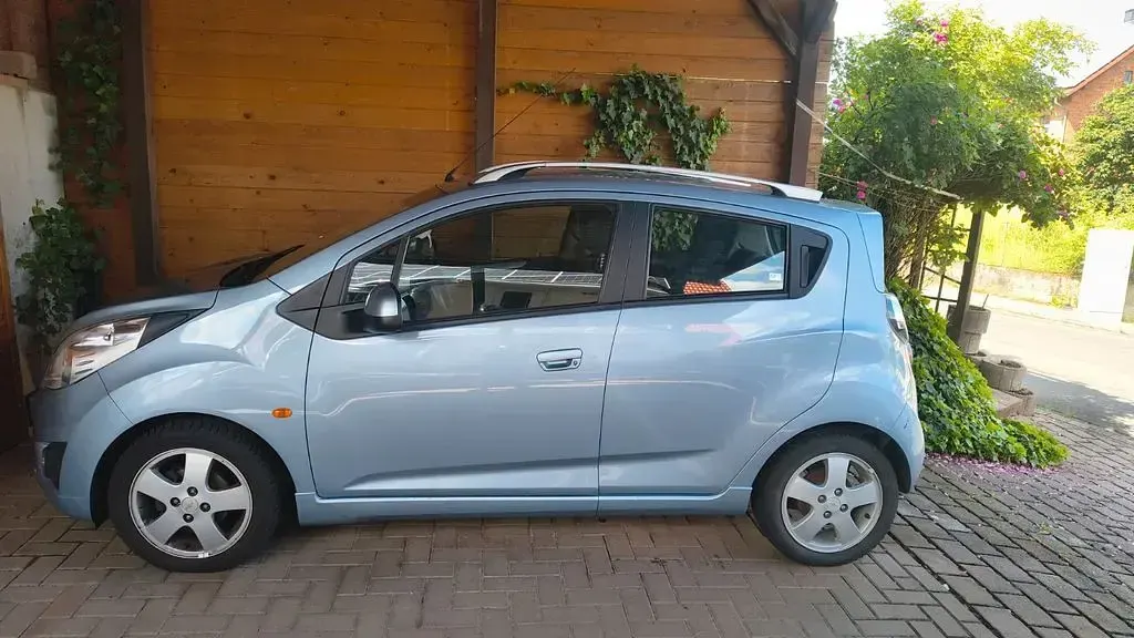 Gebraucht Chevrolet Spark LT 82 PS (60 kW) 2012 Blau Kleinwagen