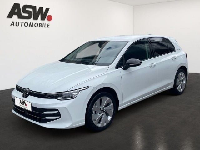Pure white Gebraucht 2025 VW Golf VIII Goal Limousine | 31.970 € (Superpreis) - Bild 1/4